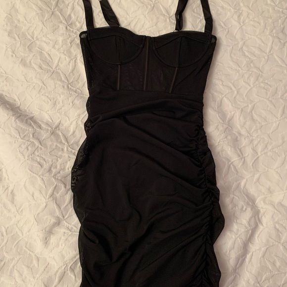 Never worne. - Picture 1 of 5